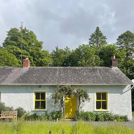 Newly Renovated With Private Trout Fishing Set In Beautiful Wildlife Estate