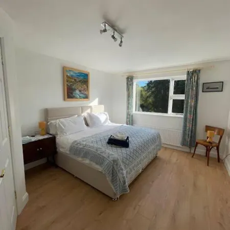 Newly Renovated With Private Trout Fishing Set In Beautiful Wildlife Estate Holiday home