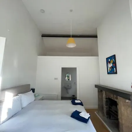 Newly Renovated With Private Trout Fishing Set In Beautiful Wildlife Estate * Monaghan