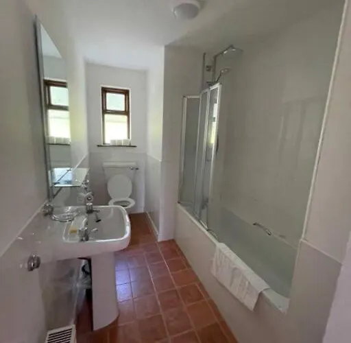 Newly Renovated With Private Trout Fishing Set In Beautiful Wildlife Estate