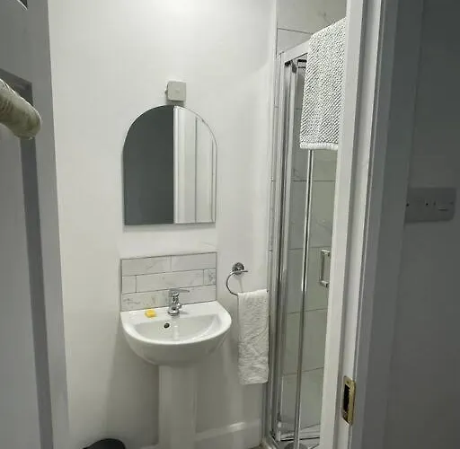 Newly Renovated With Private Trout Fishing Set In Beautiful Wildlife Estate Монахан